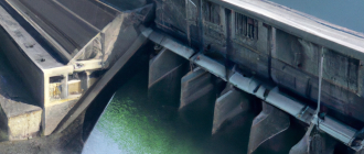 How does a hydroelectric dam work?